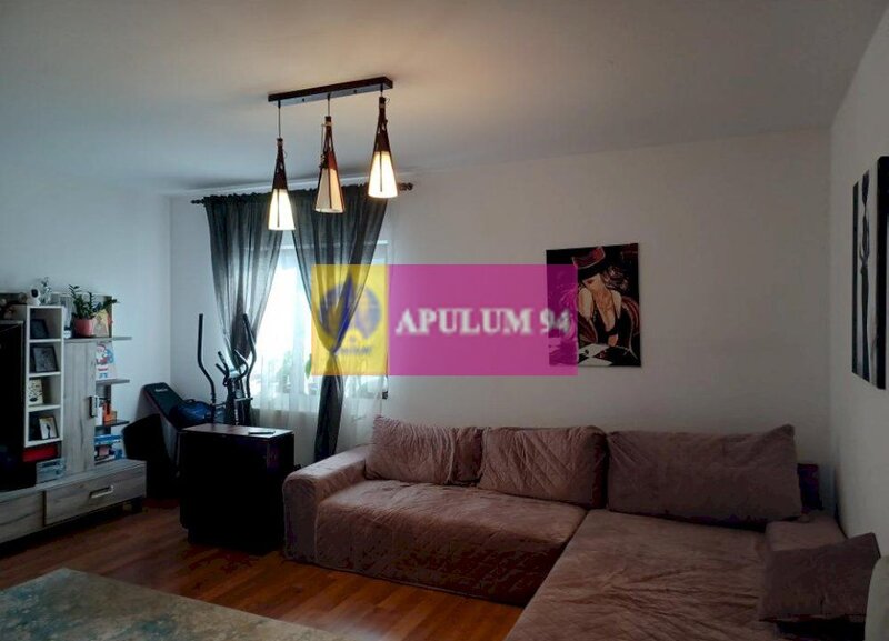 Casa 5 camere, 120 mp utili, Sabareni