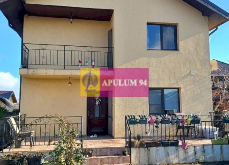 Casa 5 camere, 120 mp utili, Sabareni